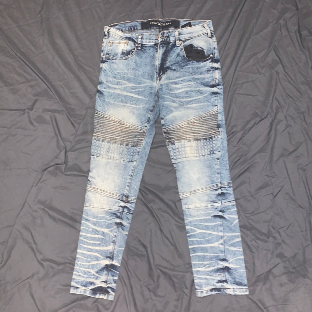 Mens Light Denim Jeans. Size 32